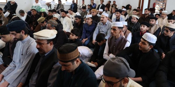 Foto: Suikerfeest in Nunspeet: ‘Niet zomaar een dag van blijdschap’