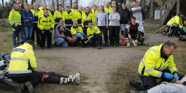 Foto: Medical Cross Team traint in Oldebroek