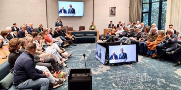 Foto: Nieuwe gemeenteraad van Ermelo van start